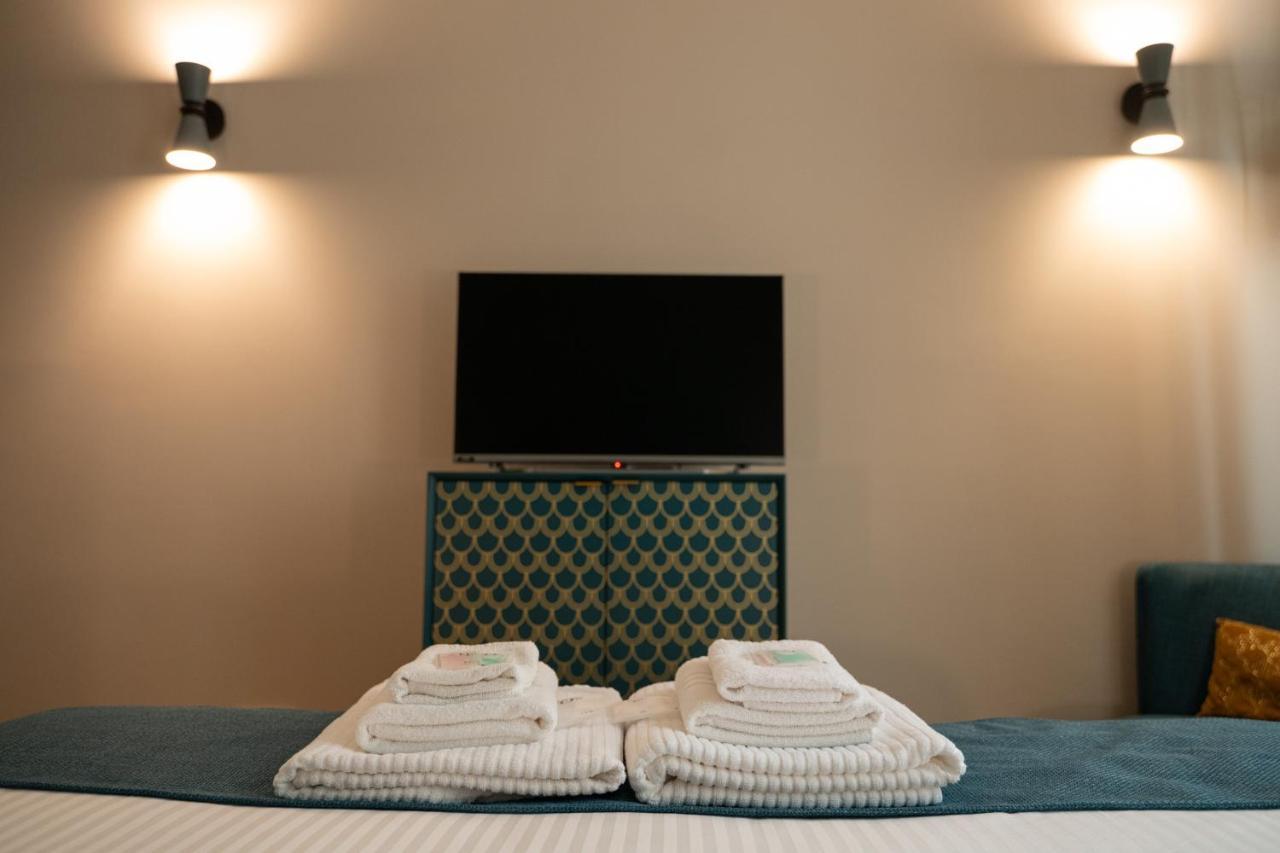 The Peacock Suite Torino Esterno foto